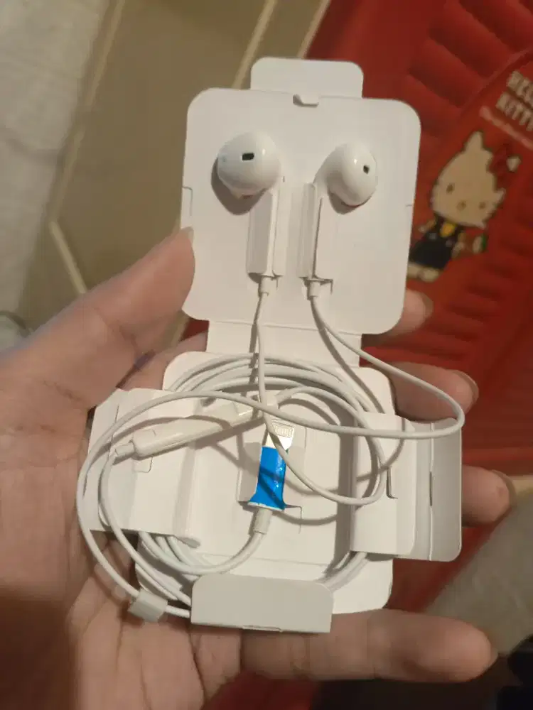 Earphone iphone 8 bisa buat ip 11 sampe 14