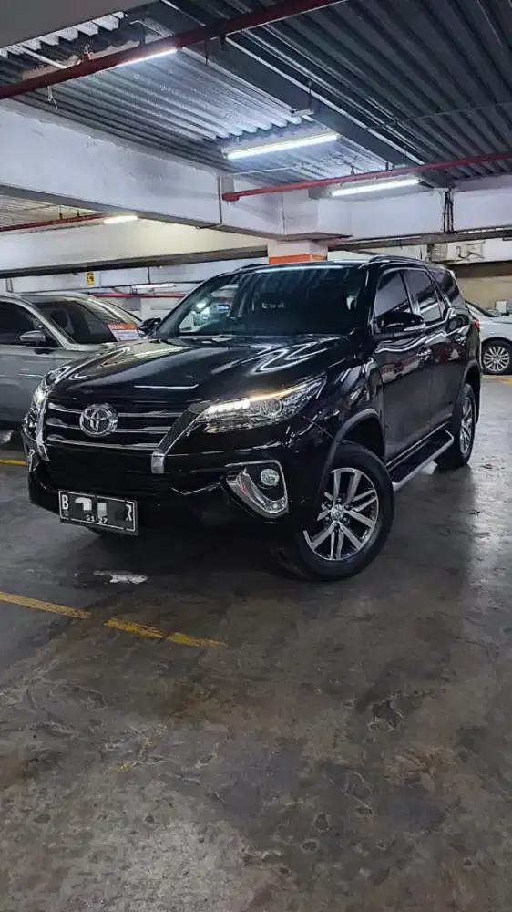 Fortuner vrz 2016 low km