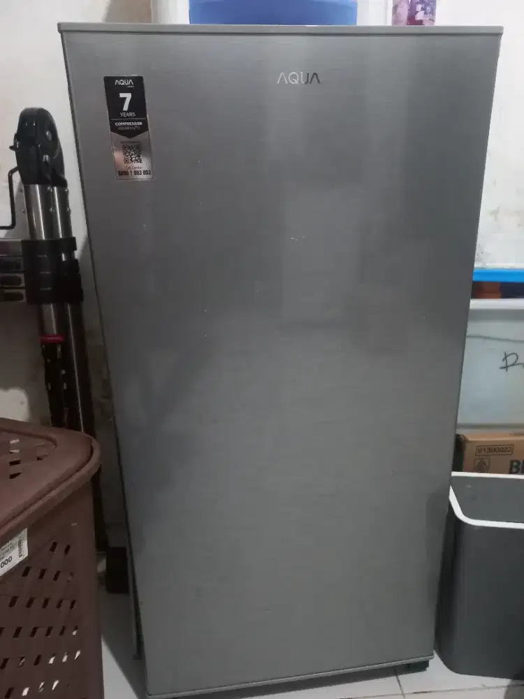Kulkas Aqua Medium