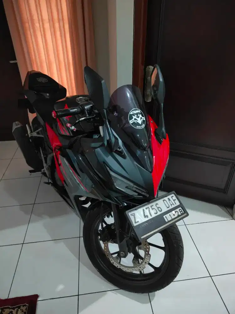 Honda CBR facelift