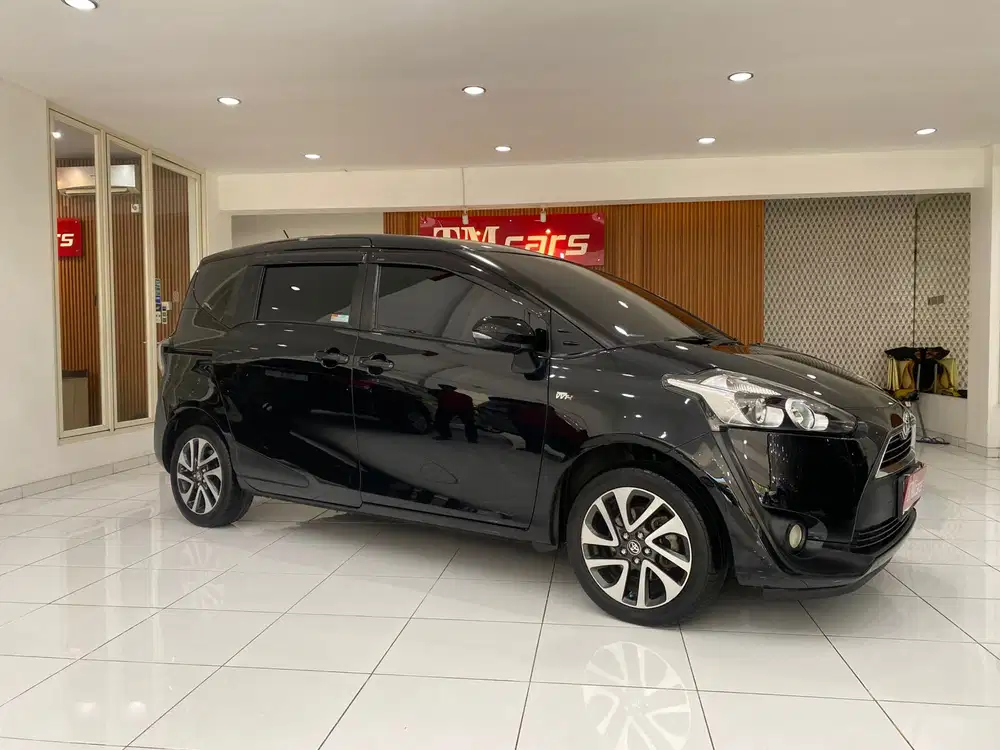 Toyota Sienta 2017 Bensin