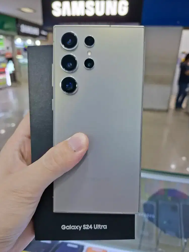 Samsung S24 ultra 5g ram 12/256gb garansi 9 bln