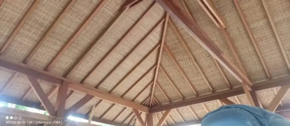 Plafon Rotan Luppu Cokelat