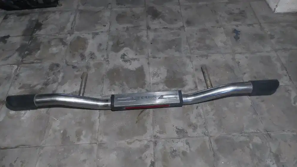 Bemper besi belakang mobil terios universal