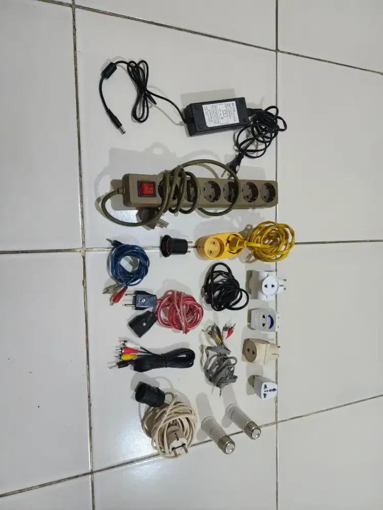 Paket Borongan Alat Listrik & Kabel Audio Video (Preloved)