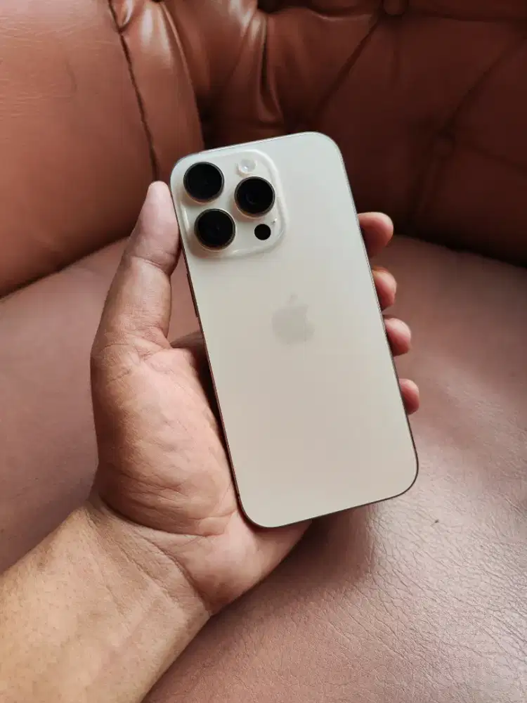 Iphone 16 pro 128gb ibox on oktober 2026 fullset mulus