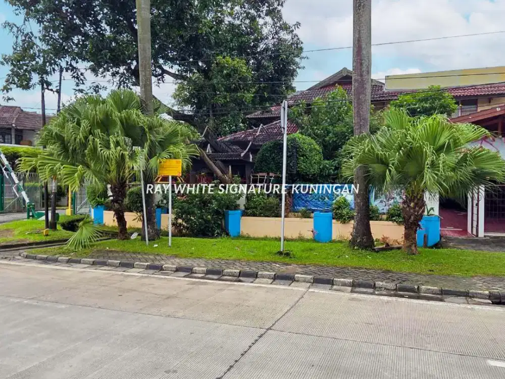 Tanah dan Bangunan di Jl Kemang Pratama Raya Bekasi