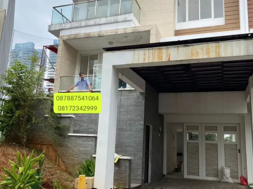 Rumah Golf Residence Kemayoran ada Pool