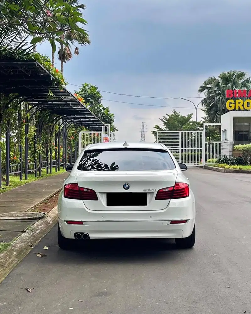 BMW 528i 2014 Bensin