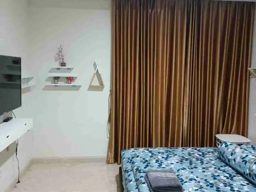 Sewa Apartemen Gold Coast PIK Studio Furnished View Laut dan Kolam Renang