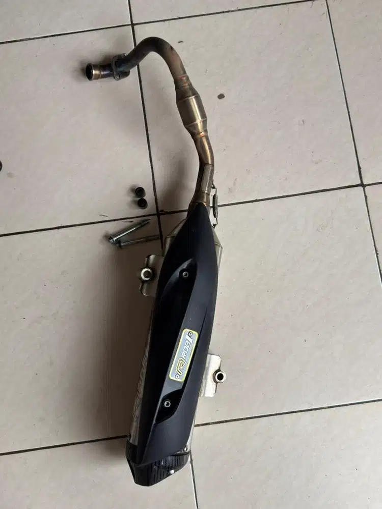 Knalpot rob1 pcx 150