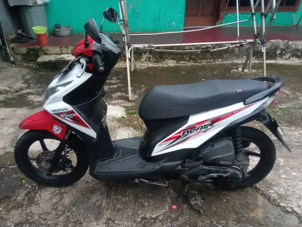 Dijual cepat Honda Beat 2015
