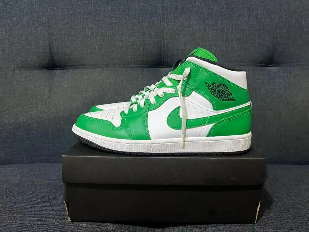 Sepatu Nike Air Jordan 1 Mid Lucky Green