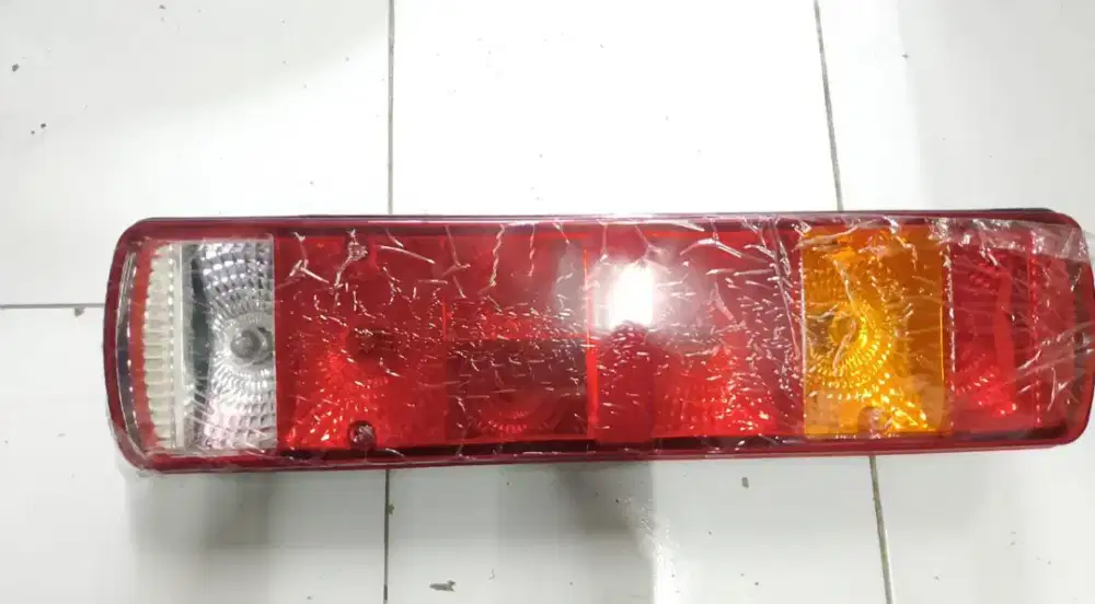 Lampu Belakang Truk China (Howo, Shacman, Foton Auman)