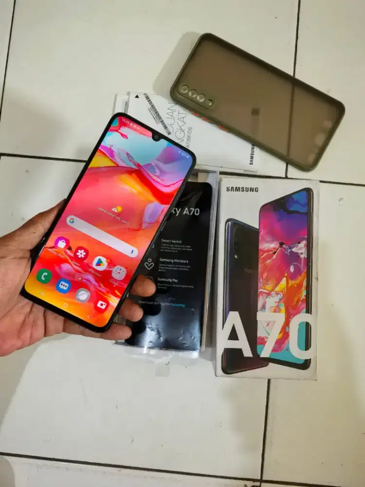 Samsung A70 8/128 lengkap