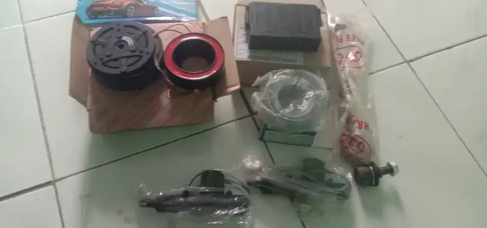 Sigra calya bearing roda, central lock,magnetice clutch ,relay box