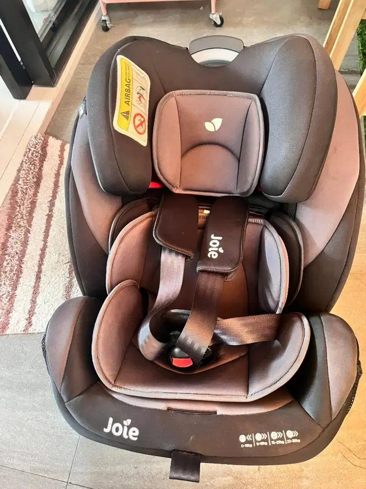 Carseat merk joie