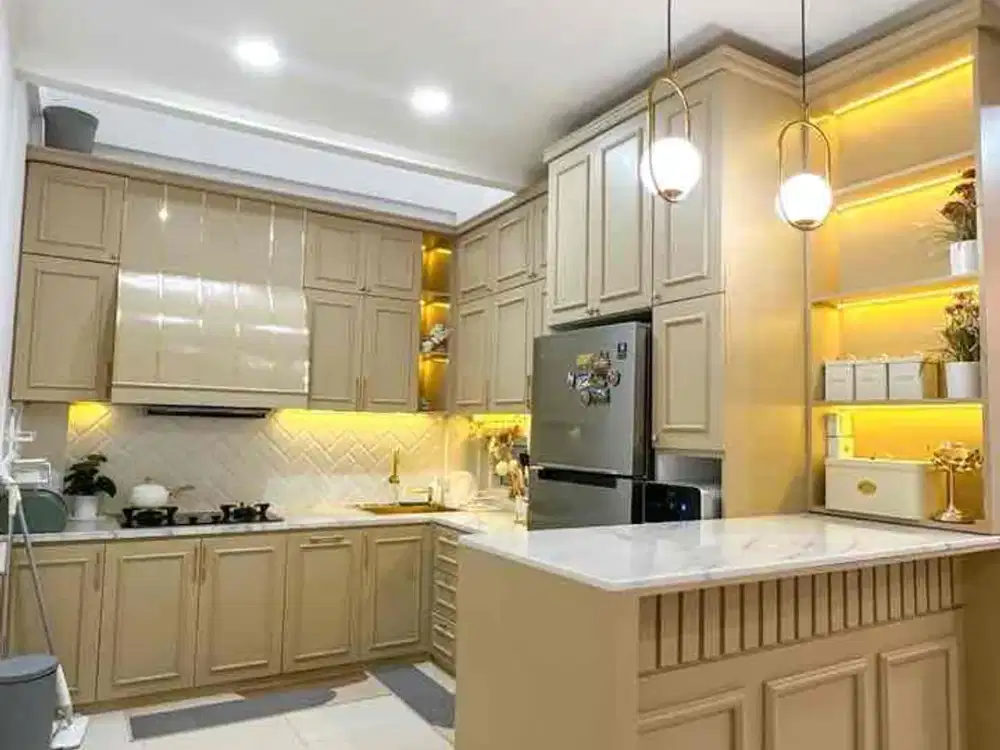 dijual rumah full perabot di summarecon