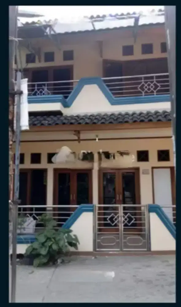 DIJUAL RUMAH INDUK DAN KAMAR KOSAN