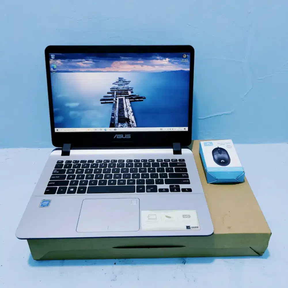 Laptop Asus Slim Ram 4GB Siap pakai Win 10