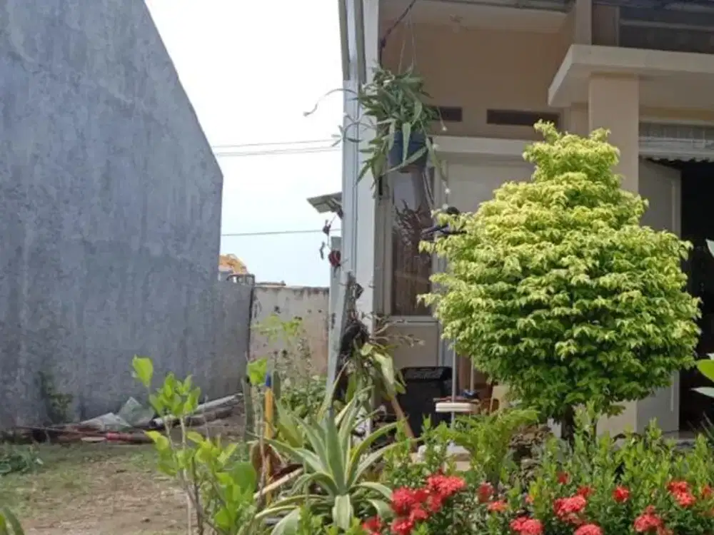 Dijual rumah siap huni di Grand Mekarsari