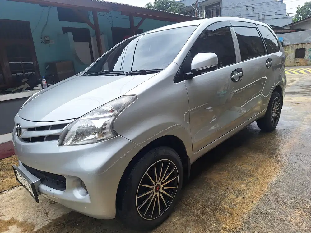 Toyota Avanza 2012 Bensin