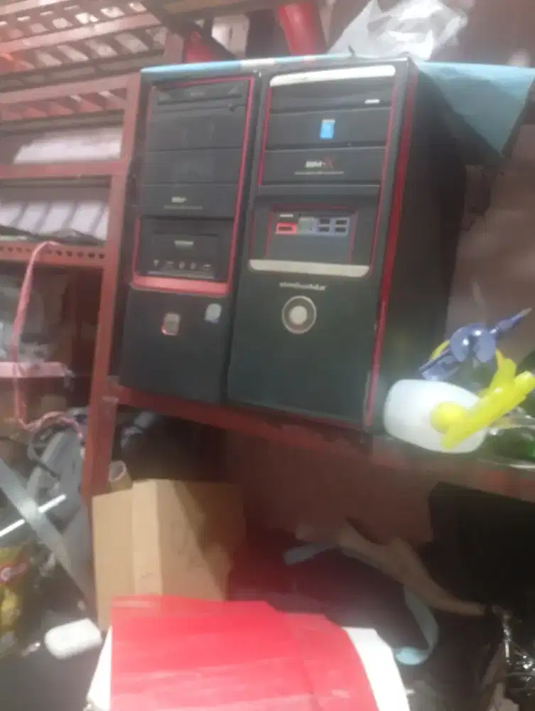 Cpu RAM DDR2 2GB-4GB, dan penyimpanan HDD.