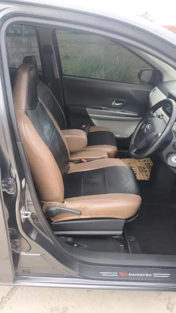 Sigra R type tertinggi
km low 19 ribu