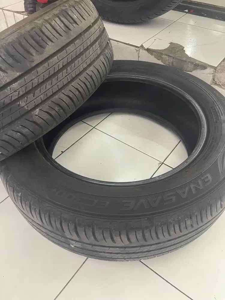 Ban Dunlop Enasave 300EC 205/60 R17