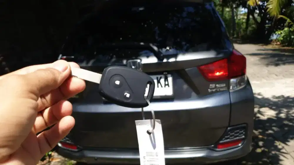 Honda Mobilio Tipe E.