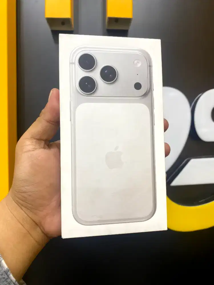 iPhone 17 pro 256gb iBox