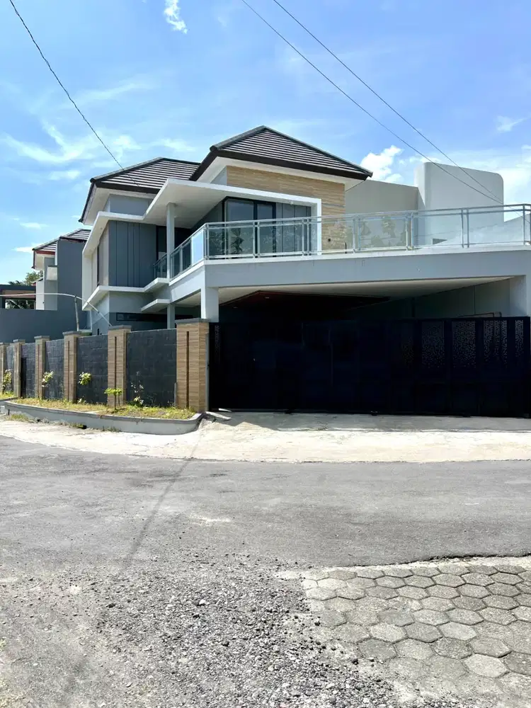 Rumah Hook Baru dekat Jalan Kaliurang Km 11
