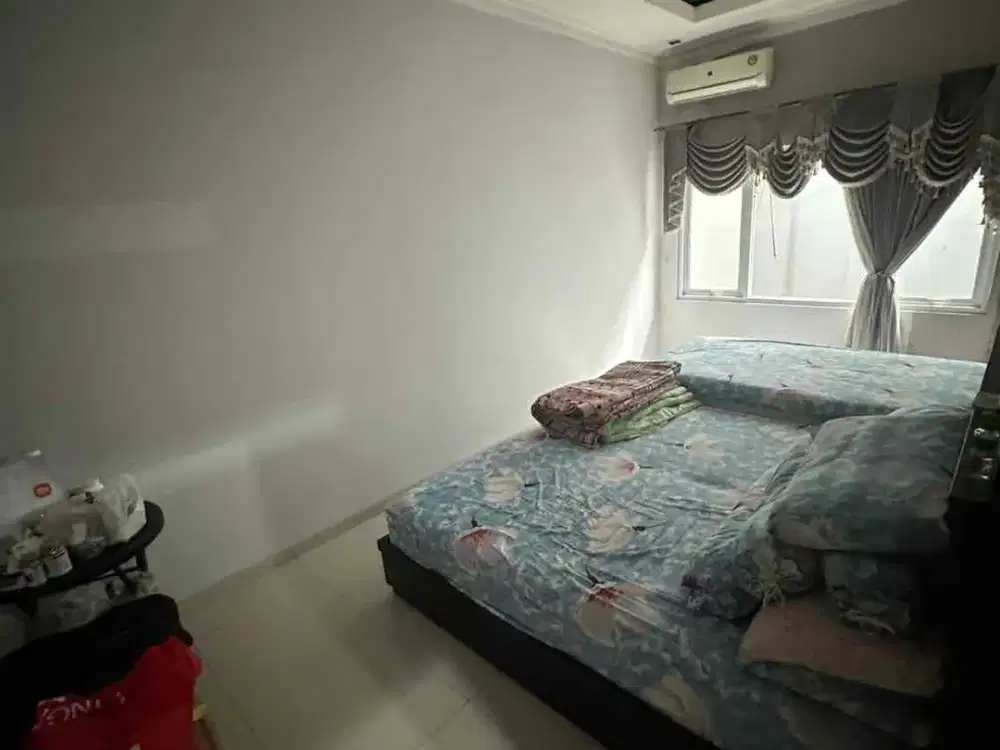 Jual Cepat Rumah Singgasana Pradana 2 lantai SHM siap huni