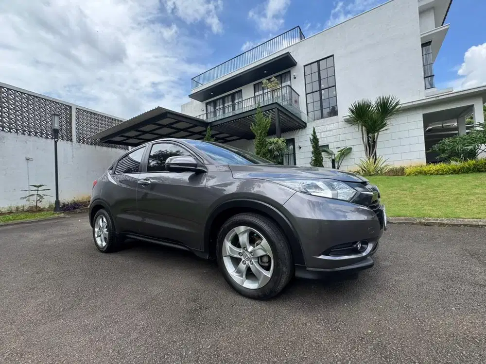 Honda HRV 1.5 E, A/T (2016), Tangan Pertama, MINT Condition