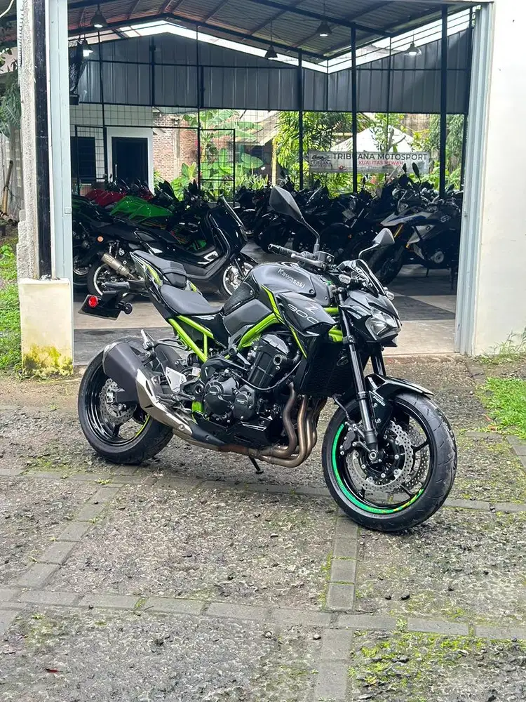 Z900 ABS SUPER LIKE NEW ODO 200 PERAK