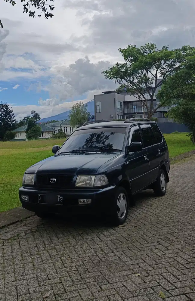 Toyota Kijang 2000 Bensin