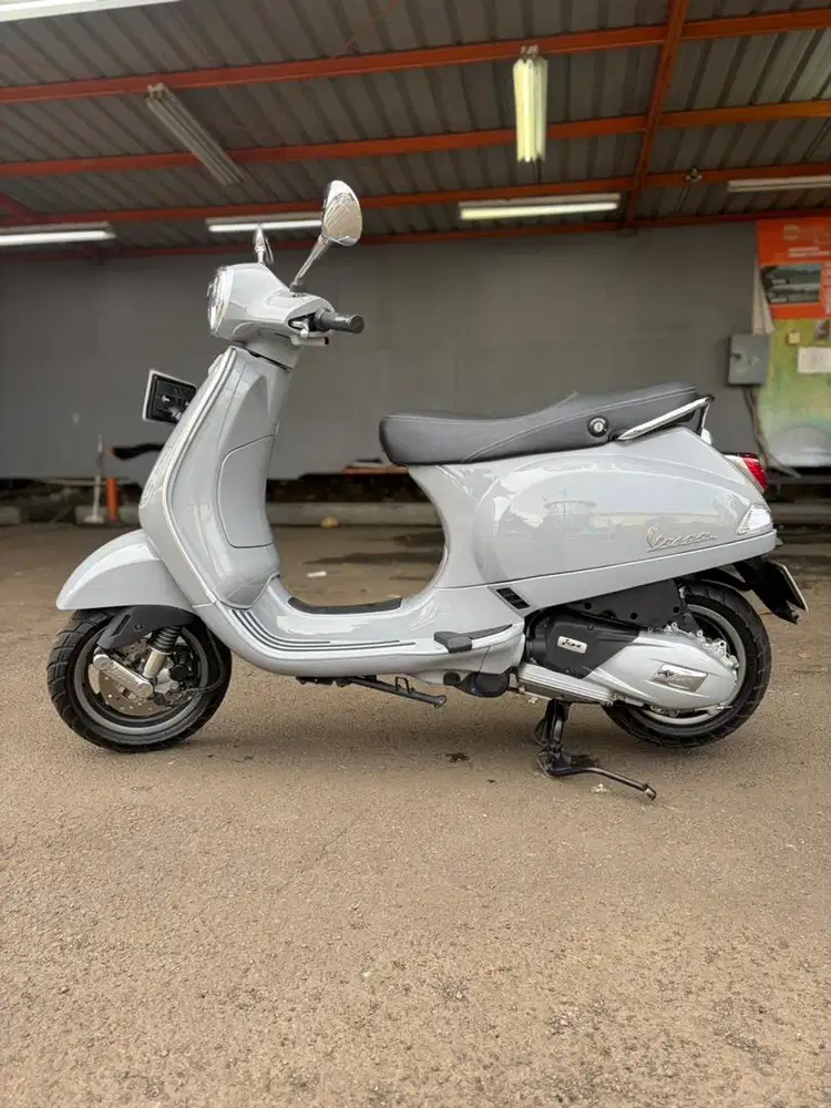 Vespa LX125 2023