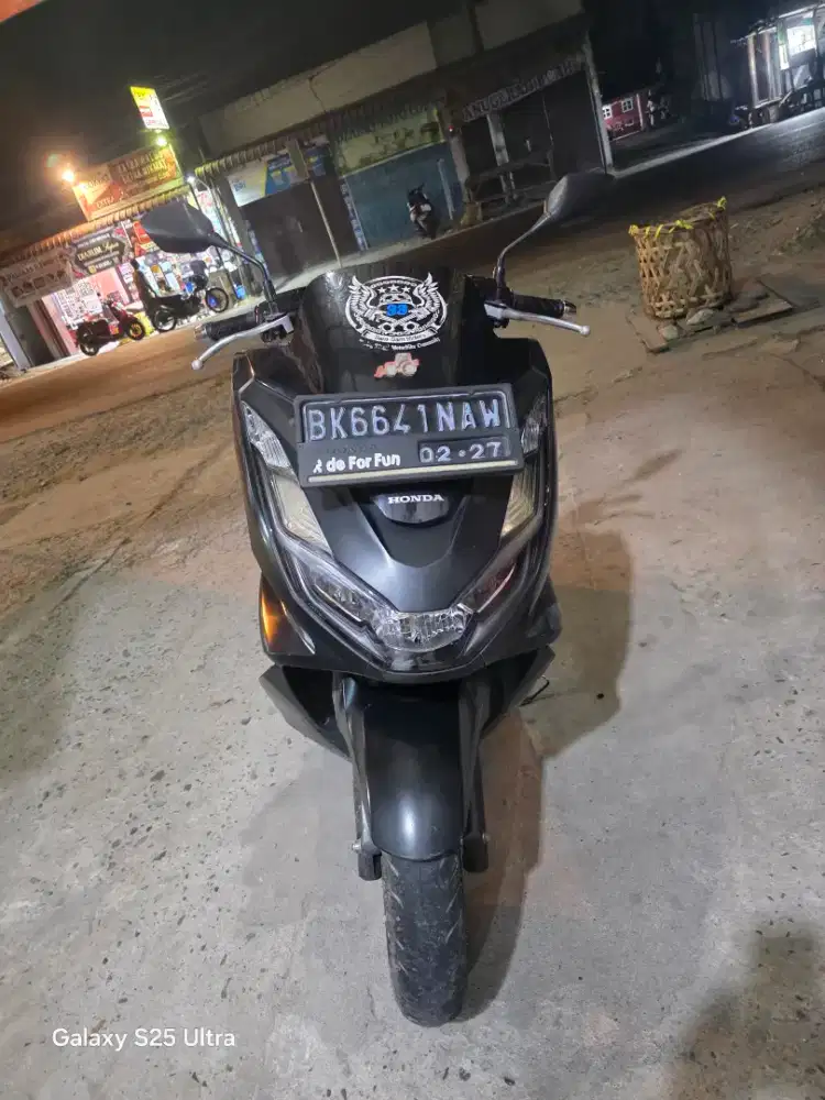 JUAL PCX 160 WARNA HITAM TANGAN PERTAMA