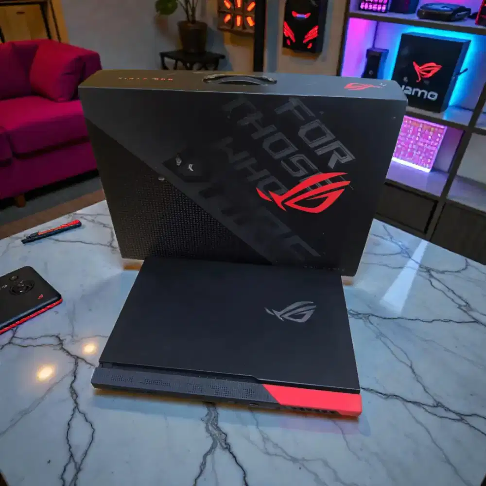 ASUS ROG G713ICE-329 STRIX CYBERPUNK RTX FULSET [VGA NVIDIA RTX 3050]