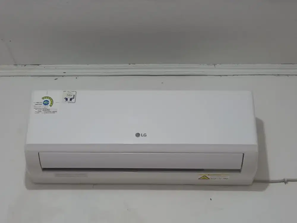 AC LG 1/2 PK inverter
