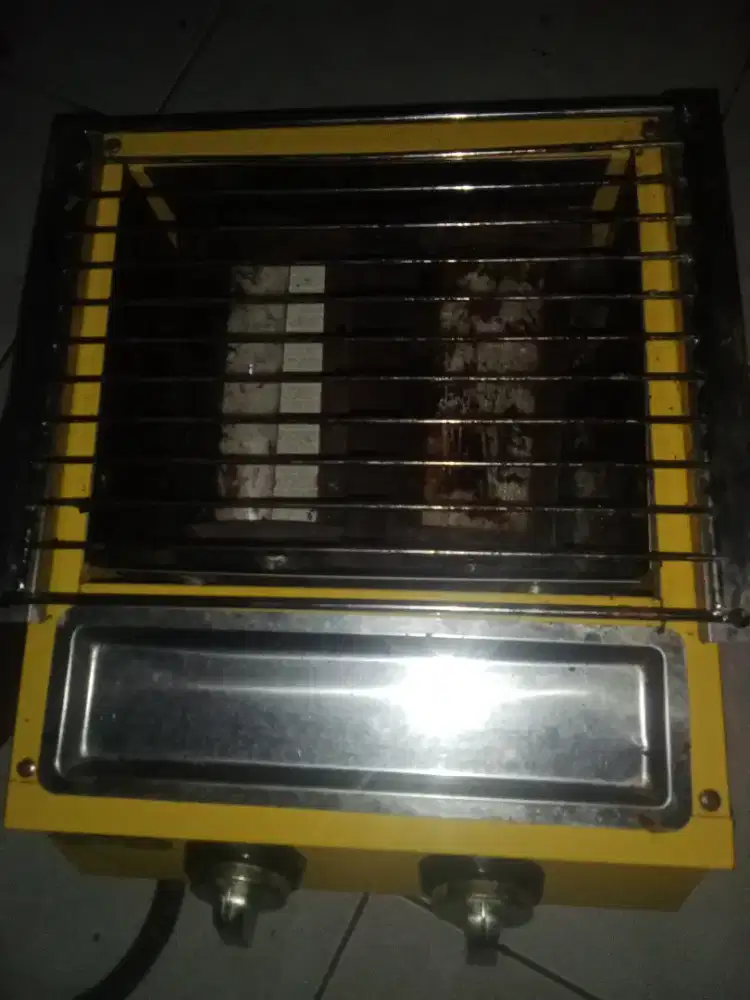 Pemanggangang sosis omiko 2 tungku