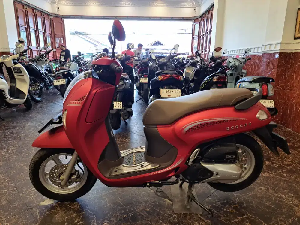 DP 1JT SCOOPY PRESTIGE TH 2024 KM.RENDAH SIAP PAKAI GRATIS OLI+SERVIS