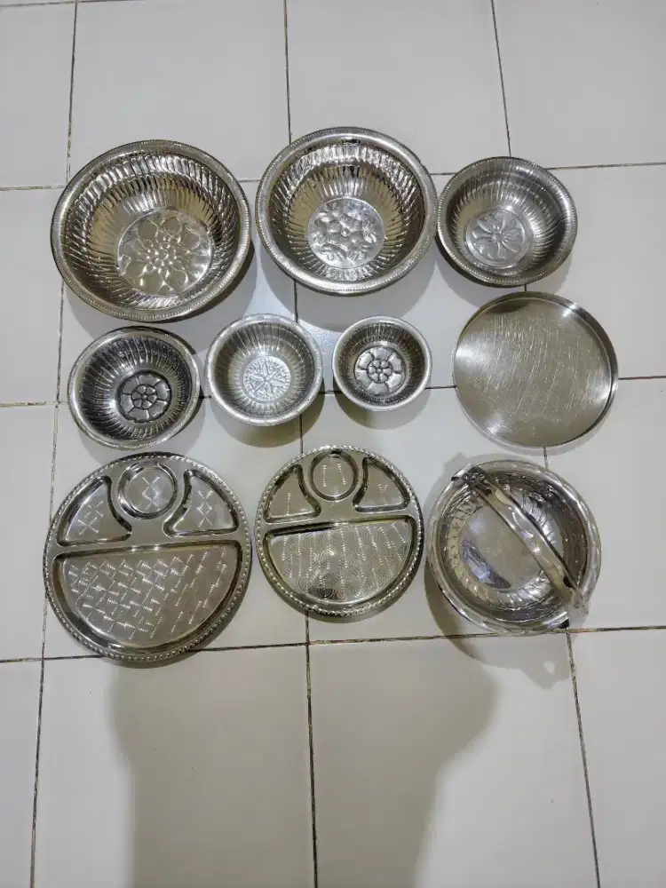 Set Alat Makan Stainless Steel (10Pcs) (Preloved). Bisa request satuan