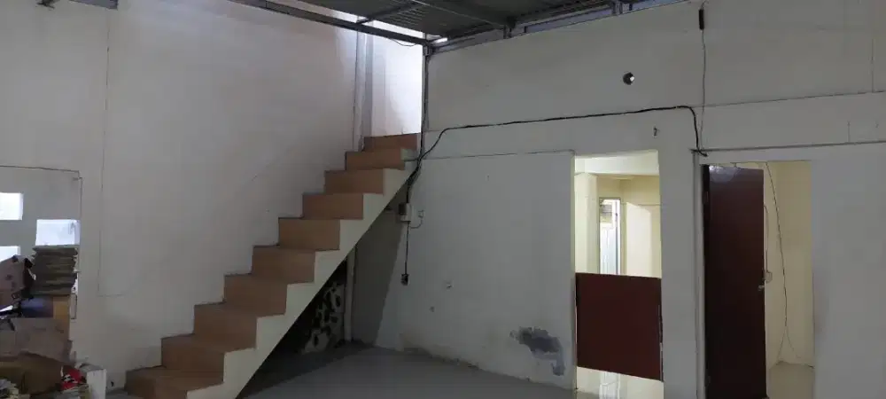 Ruko didpn gerejea santa theresia