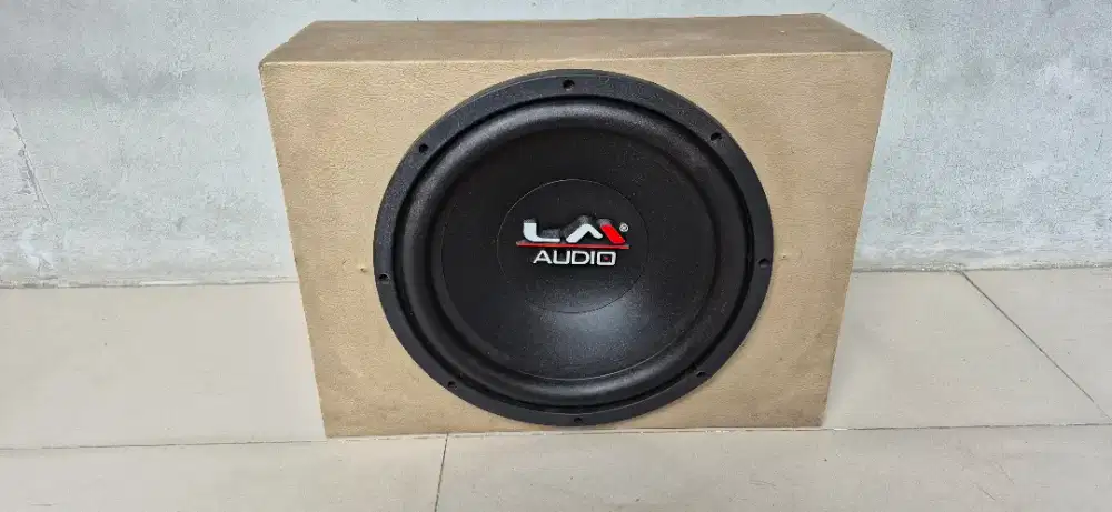 Subwoper LM ukuran 12 inch harga sudh berikut Box