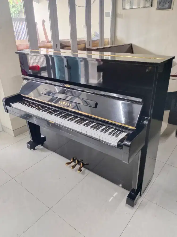 Piano upright Yamaha U1 Nippon Gakki