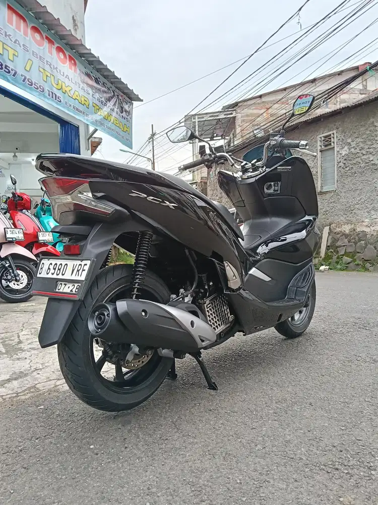 DIJUAL CASH HONDA PCX 150 ABS THN 2018 PAJAK IDUP SIAP PAKAI
