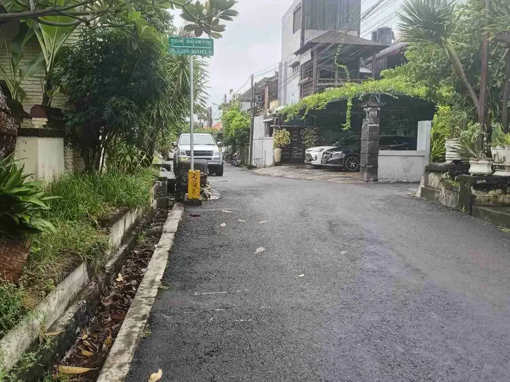 Dijual tanah siap bangun 300m2 akses jalan lebar lokasi Elit Renon Denpasar