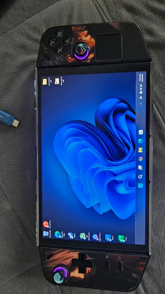 Lenovo Legion Go Z1Extreme