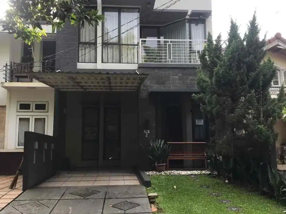Disewakan Rumah Cantik Raffless Hills Cibubur Kuldesak